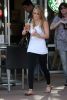 starbucks-008.jpg